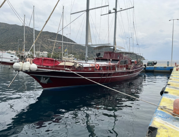 Grecia: Peloponeso e Islas Sarónicas en barco-bici