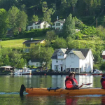 Día 5. Cascada de Voringfossen – Paseo cultural – Kayak en Hardangerfjord